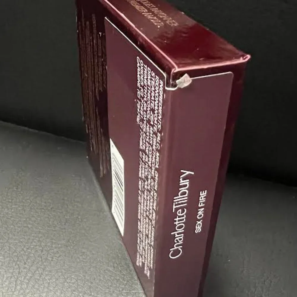 NEW! Charlotte‎ Tilbury Cheek to Chic Swish & Glow Blusher in Sex on Fire0.25 oz